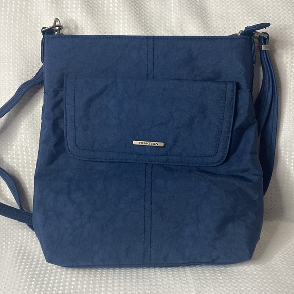 Travelon RFID Protected Navy Crossbody Bag NWOT - Picture 2 of 10